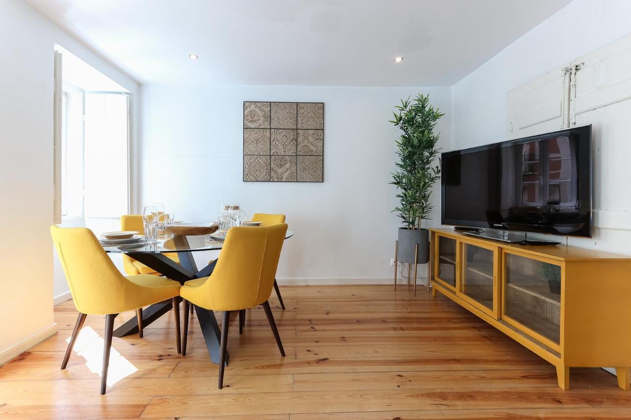 Charming And Stylish Downtown Apt In XIX Century Building Lisboa Exterior foto